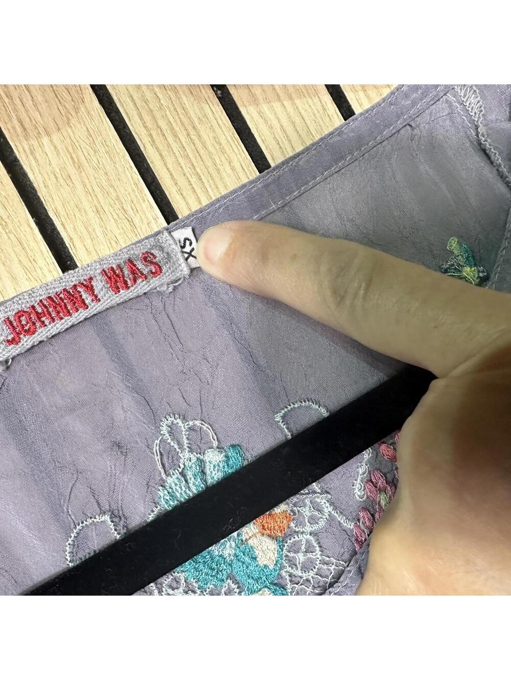 177 Johnny Was Leona Embroidered Tunic Top Blouse (XS, Gray, EUC) - Picture 6 of 6